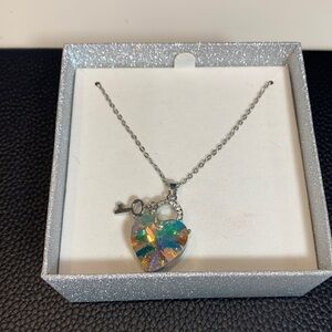 𝅺heart Crystal 16’ Silver like Necklace